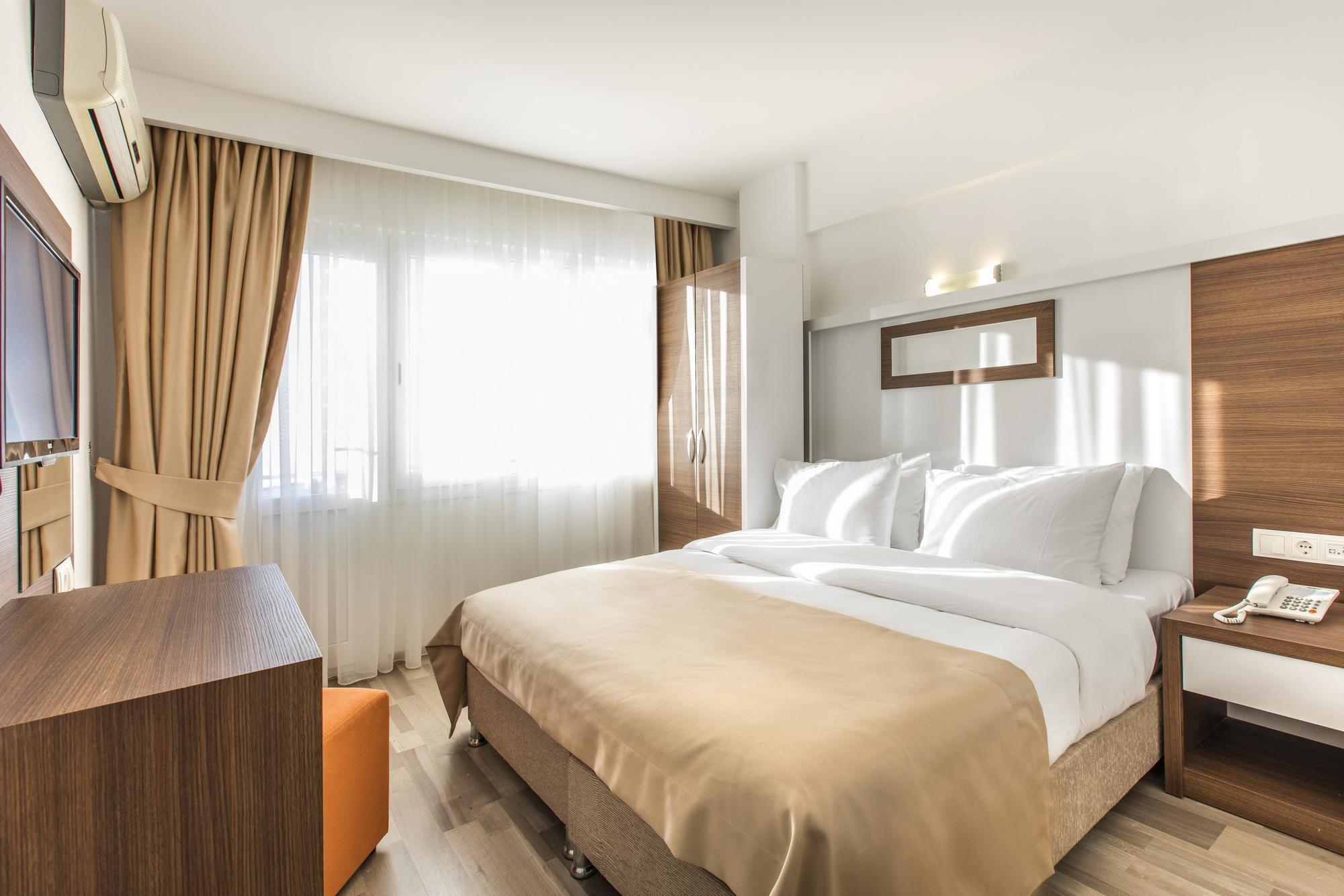 Demir Suit Hotel Kusadasi Exterior photo