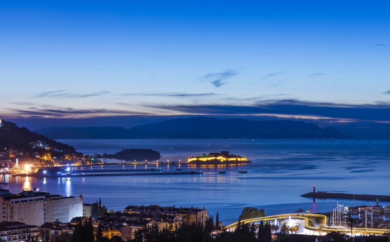 Demir Suit Hotel Kusadasi Exterior photo